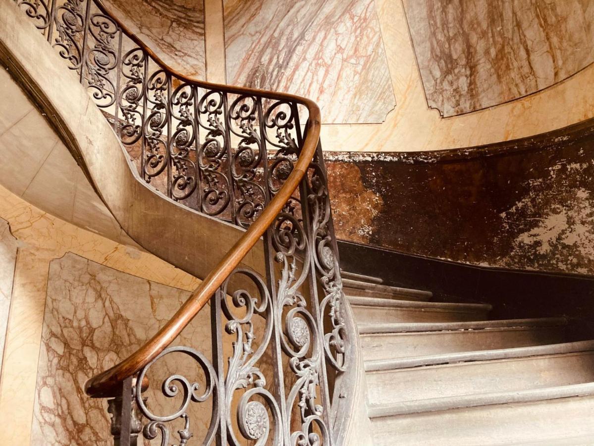 Апартаменты Escalier D'Or Conciergeriedamecarcas Каркассон Экстерьер фото